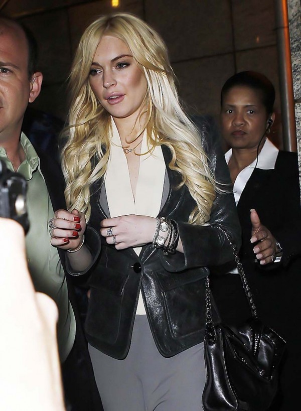 Lindsay Lohan braless cleavage Lindsay Lohan braless cleavage