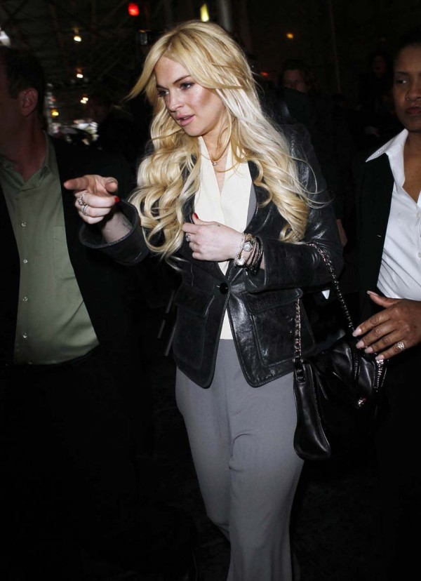 Lindsay Lohan braless cleavage Lindsay Lohan braless cleavage