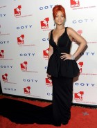 Rihanna cleavage Rihanna cleavage