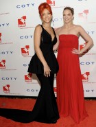 Rihanna cleavage Rihanna cleavage