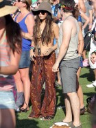 Vanessa Hudgens sexy hippie