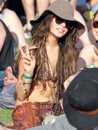 Vanessa Hudgens sexy hippie