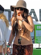 Vanessa Hudgens sexy hippie