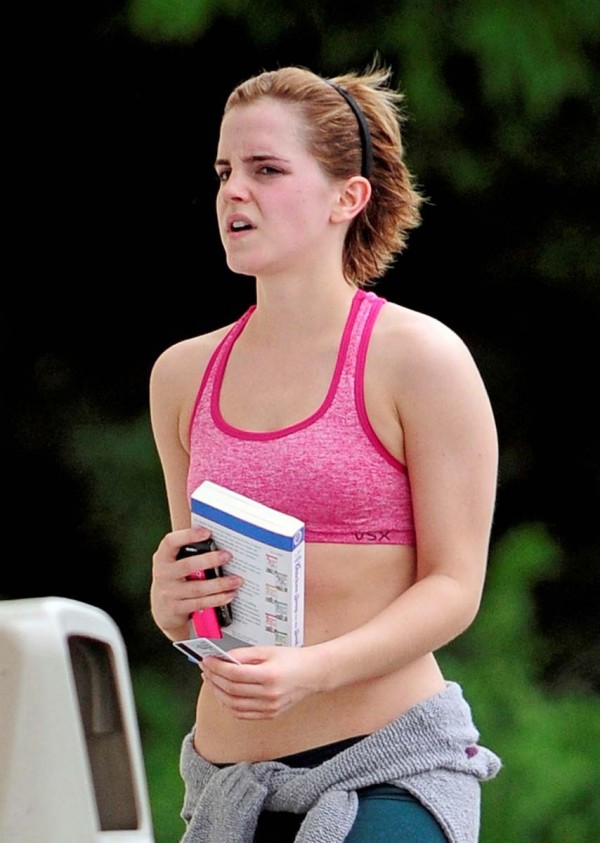 emmawatsonsportsbra1jpg emmawatsonsportsbra1jpg