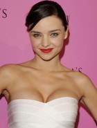 Miranda Kerr boobs