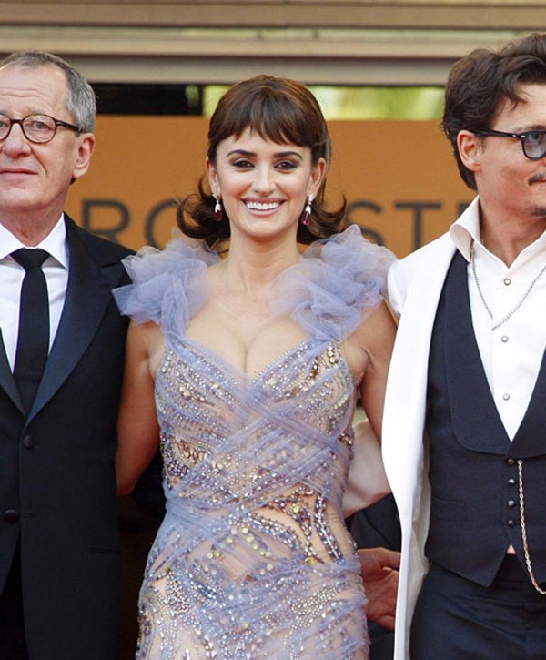 Penelope Cruz cleavage