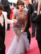 Penelope Cruz cleavage