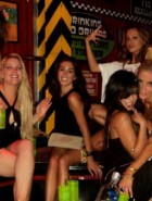 Vanessa Hudgens and Ashley Tisdale hot pics