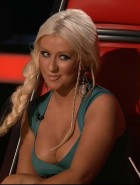Christina Aguilera cleavage