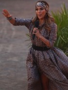 Jennifer Lopez oops boob slip