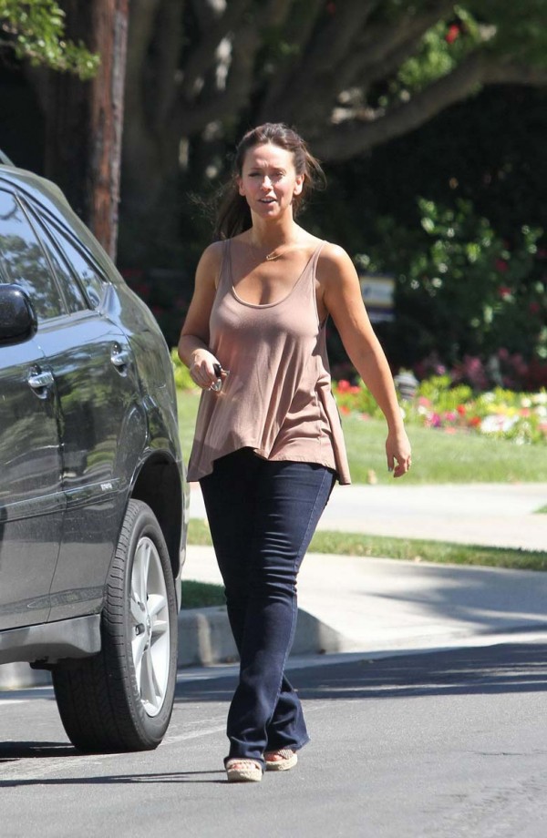 Jennifer Love Hewitt boobs Jennifer Love Hewitt boobs