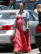 Jessica Alba pregnant cleavage