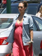 Jessica Alba pregnant cleavage