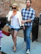 Jessica Simpson cleavage