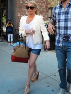 Jessica Simpson cleavage