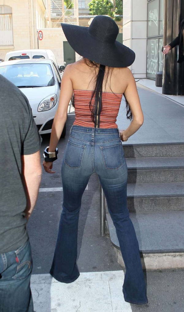 Nicole Scherzinger cleavage jeans Nicole Scherzinger cleavage jeans