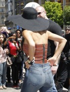 Nicole Scherzinger cleavage jeans