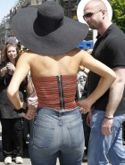 Nicole Scherzinger cleavage jeans