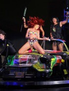 Rihanna hot performing Rihanna hot performing