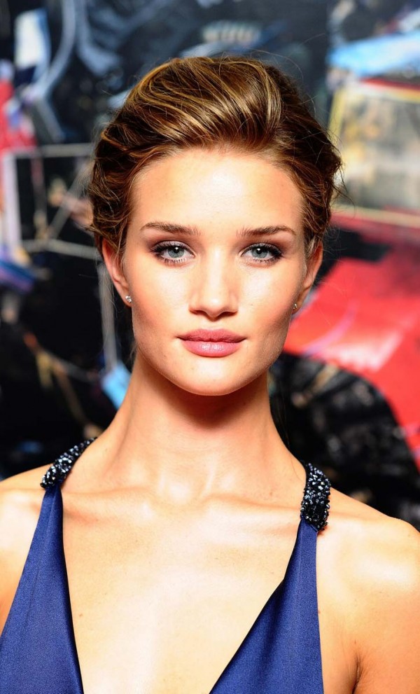 Rosie HuntingtonWhiteley braless cleavage