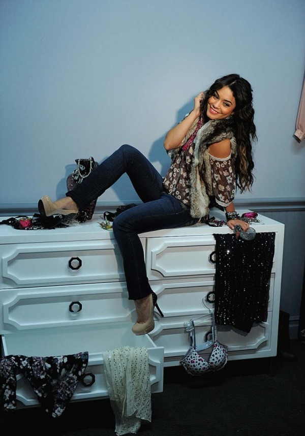 Vanessa Hudgens candie