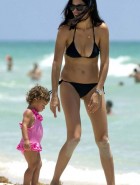 Adriana Lima bikini candidas
