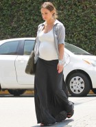 Jessica Alba pregnant pokies