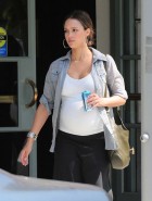 Jessica Alba pregnant pokies