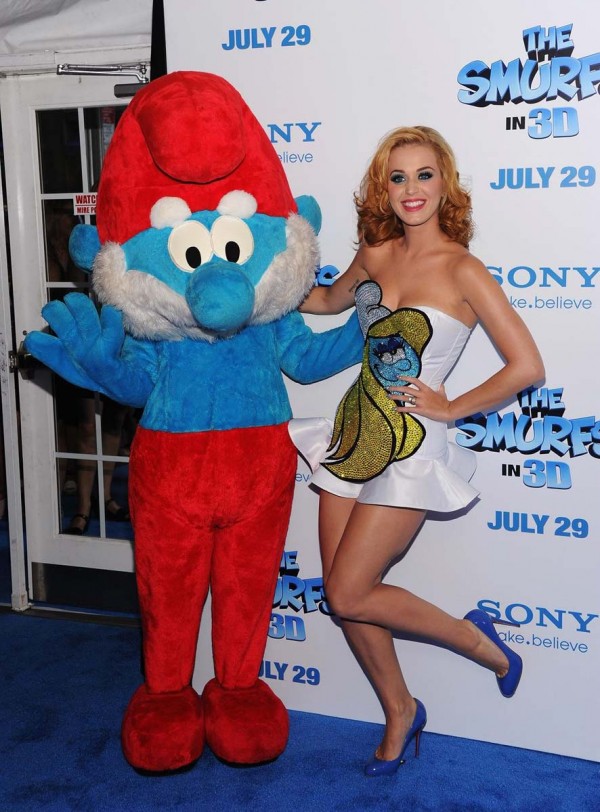 Katy Perry smurfs premiere