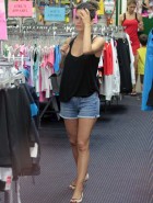 Rachel Bilson hot in short shorts