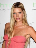 Sophie Monk hot in pink dress