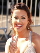 Demi Lovato VH1 do something awards