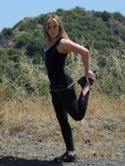 Hilary Duff danskin