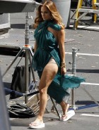 Jennifer Lopez wardrobe malfunction