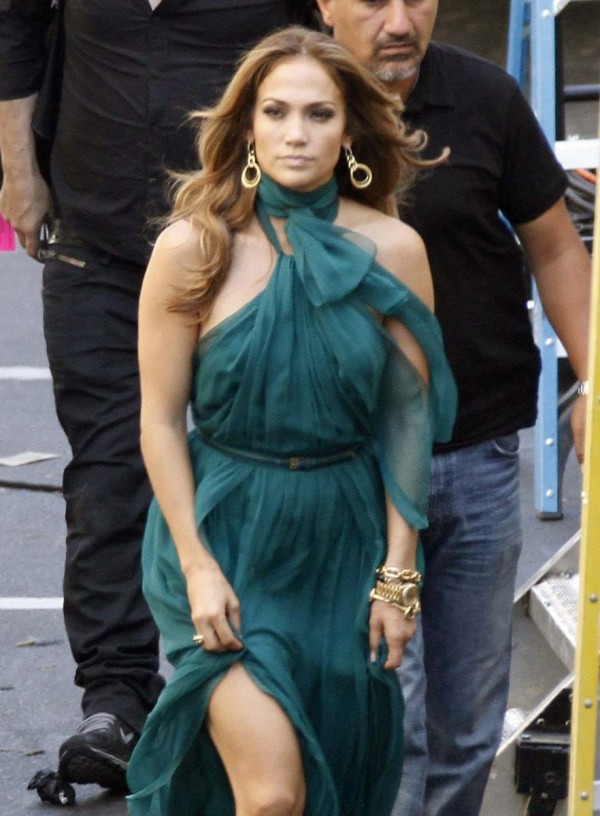 Jennifer Lopez wardrobe malfunction Jennifer Lopez wardrobe malfunction