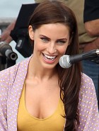 Jessica Lowndes 90210 set