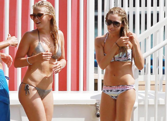 Here are Julianne Hough and Ashley Tisdale looking hot as they hanging out