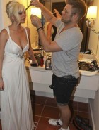 Lindsay Lohan braless cleavage