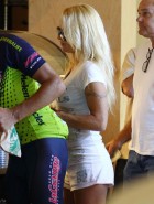 Pamela Anderson hot