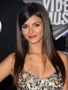 Victoria Justice MTV video music awards