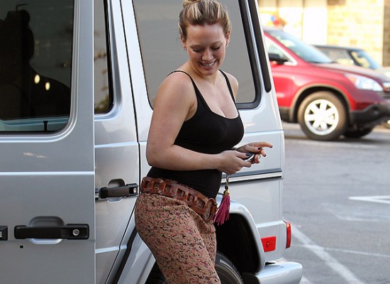 Hilary Duff pregnant hotness