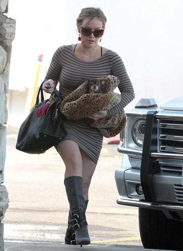 Hilary Duff tight dress Hilary Duff tight dress