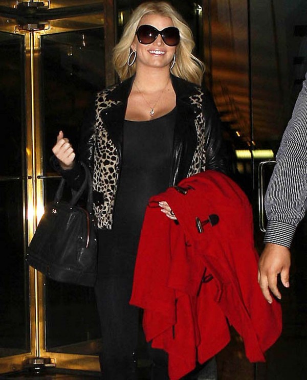 Jessica Simpson pregnant Jessica Simpson pregnant