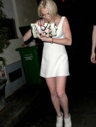 Lindsay Lohan upskirt cleavage