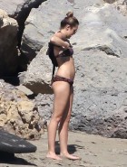 Miley Cyrus bikini hotness