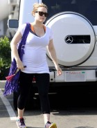 Hilary Duff pregnant belly