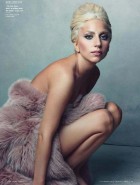 Lady Gaga topless