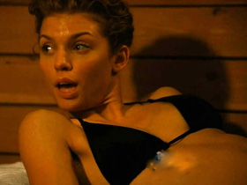 AnnaLynne McCord 90210