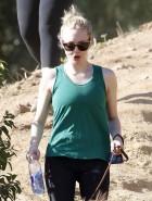 Amanda Seyfried booty in tights