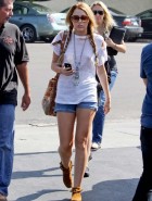 Miley Cyrus braless